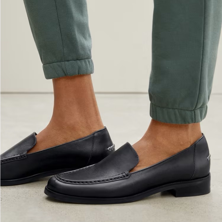 Everlane Black Leather Penny Loafers